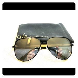 DesiXQuay High Key Black Sunglasses - Original
